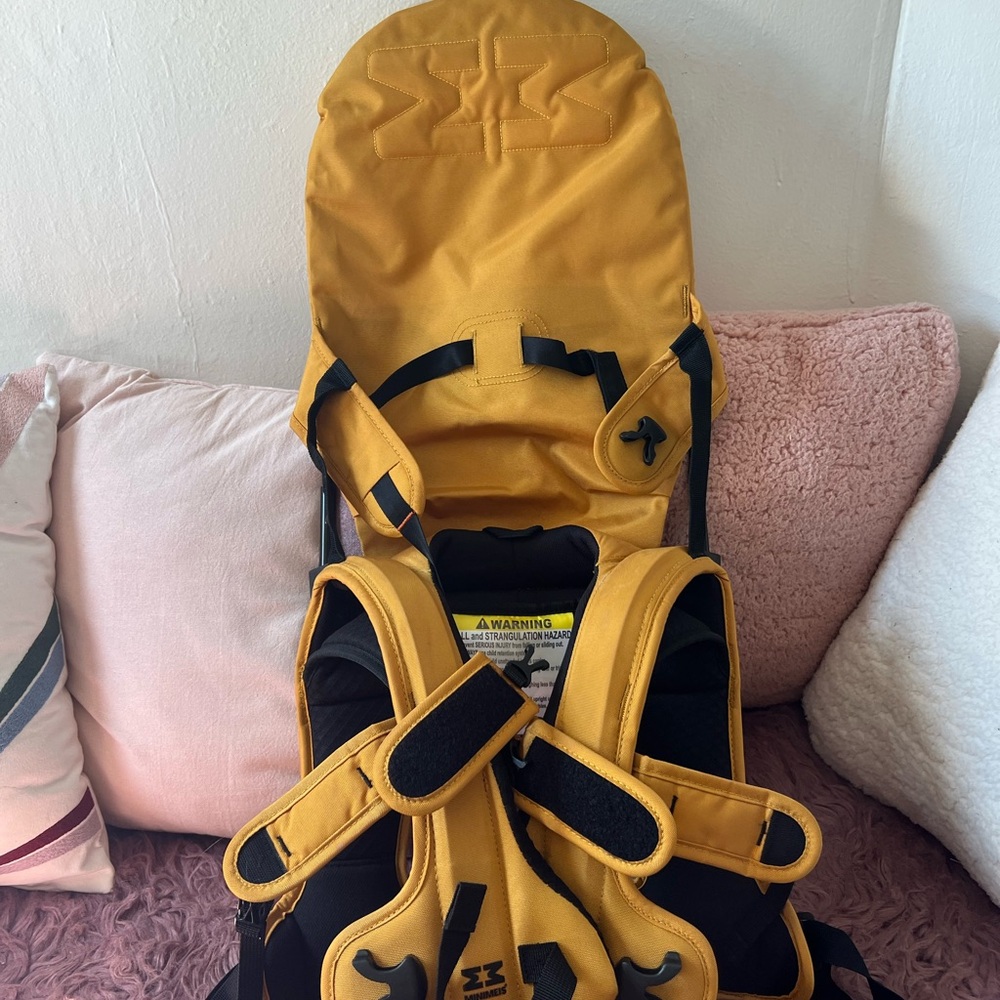 MiniMe Shoulder carrier in yellow